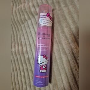 The Creme Shop x Hello Kitty Makeup Protecting Mist